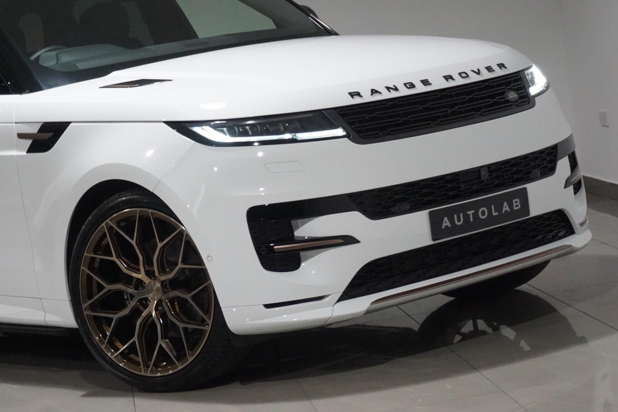Land Rover Range Rover Sport 3.0 D300 MHEV Dynamic SE Auto 4WD Euro 6 (s/s) 5dr